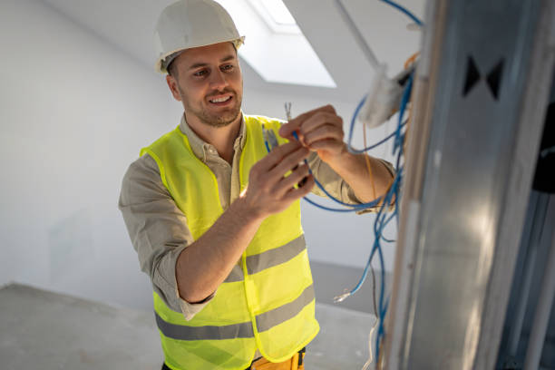 Best Commercial Electrician Services  in Lowell, OR